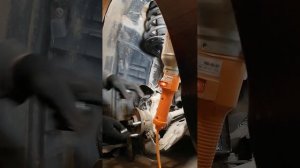 Замена колёсных шпилек Тойота Венза. Установка тормозной системы AMG.