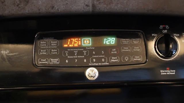 Fertilize your Organic Garden for Free with Banana Peels смотреть онлайн