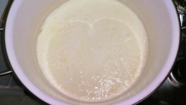 Как приготовить домашний творог из йогурта. How to cook homemade cottage cheese from yogurt.