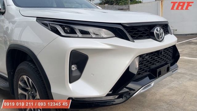 Thêm 150 triệu, được gì, có xứng đáng? | So sánh Fortuner Legender và bản tiêu chuẩn смотреть онлайн