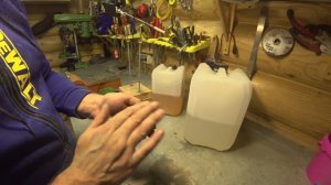 Делаем охотничий нож.