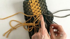 Как сплести небольшое кашпо в технике макраме