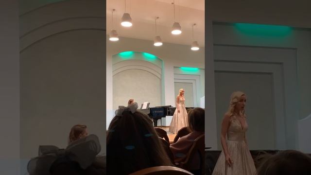 П. Абрахам. Ария Мадлен из оперетты « Бал в Савойе» Исполняет Виктория Красинская смотреть онлайн