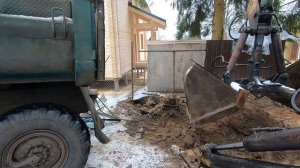 зил 131 грейфер в работе, неподдающийся корень