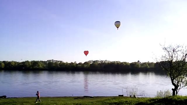 Воздухоплавание. Необычный воздушный шар в небе над Великим Новгородом