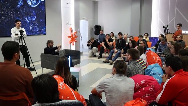 Станислав Дробышевский, беседа с участниками "Лектория Палладиум" смотреть онлайн