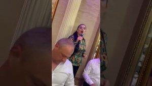 Певруз Эльдарова ...