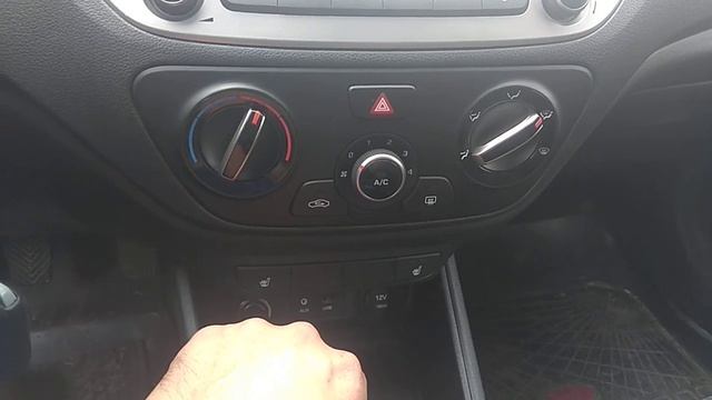 Кнопка включения ПТФ Hyundai Solaris смотреть онлайн