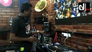 Pioneer DJ DM40