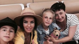 Молодые мамы: звезды, которые родили, едва окончив школу