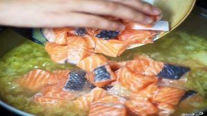 Уха из красной рыбы со сливками