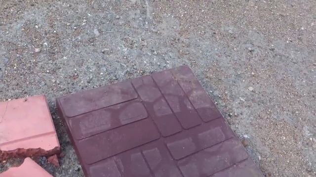 испытание полимерпесчаной плитки и бетонной. Испытание!