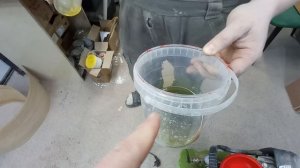 Химический способ снять старый лак, на примере венского стула.