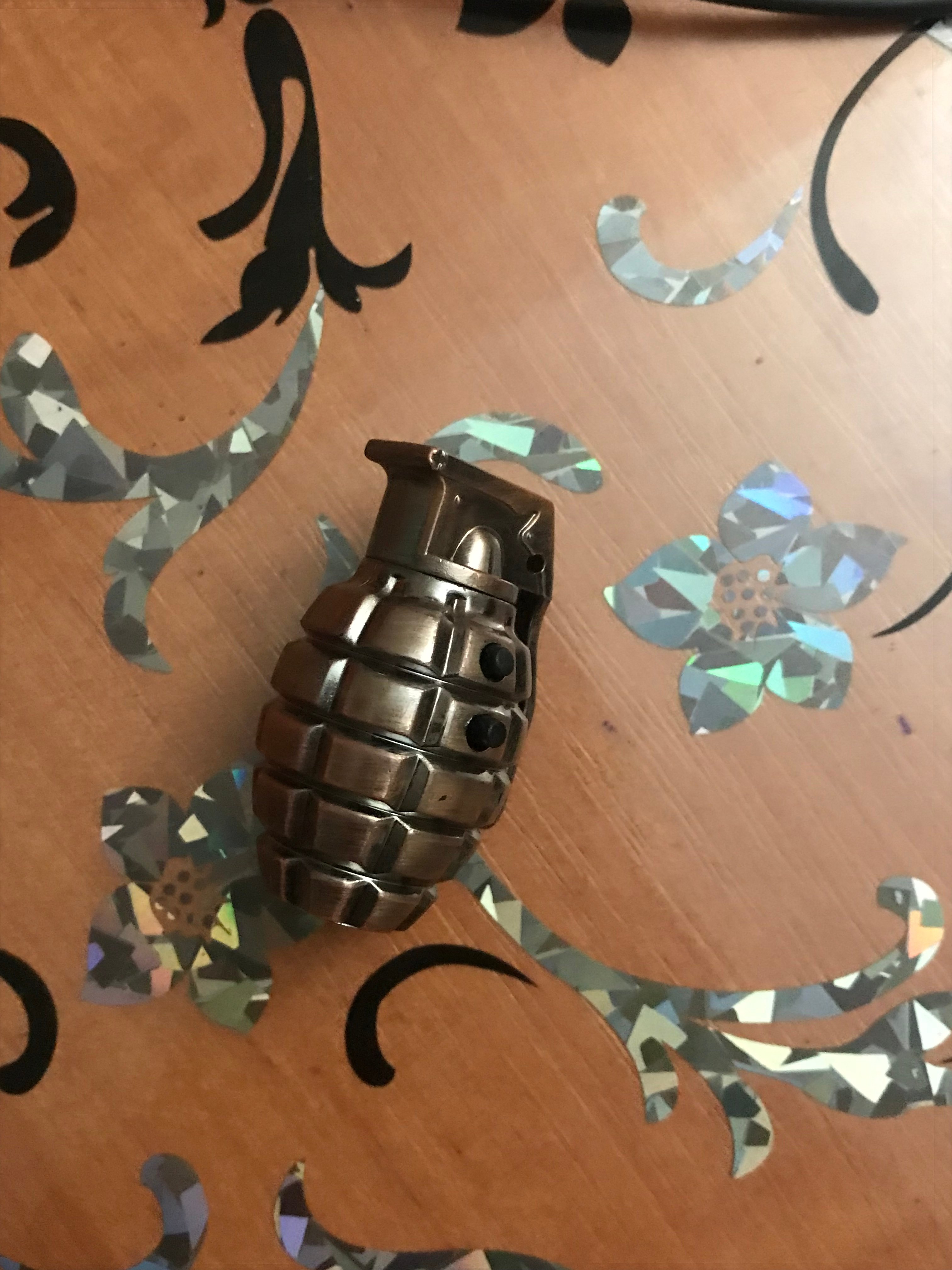 Взрываем гранату