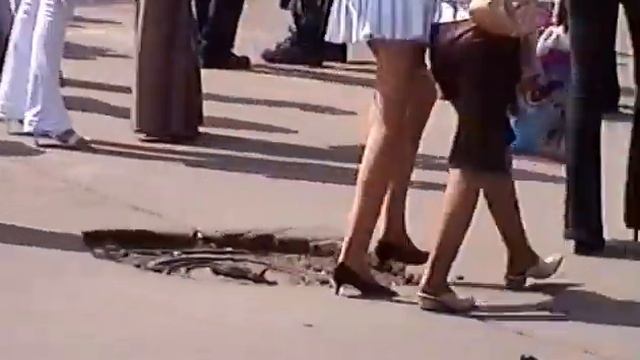 1 (ч) Праздник * ДЕНЬ ГОРОДА * Тольятти - 2004 смотреть онлайн