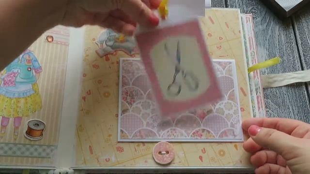 Альбом для девочки "Сделано с любовью" (Артузор). Скрапбукинг смотреть онлайн