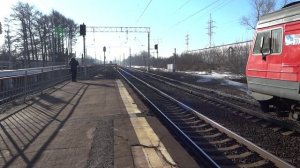 ЭД4М-0430 и ЭД4М-0436 на о.п.Ленинская перегона Бирюлёво-Пассажирское-Домодедово