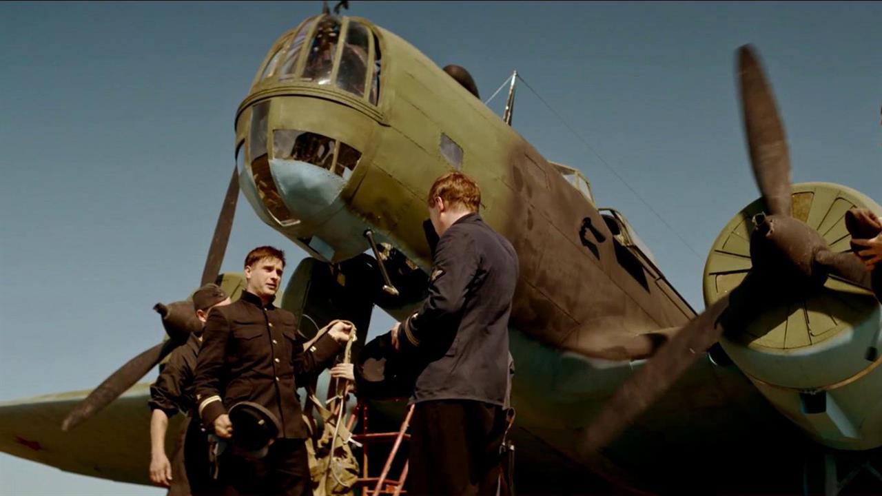 В широкий прокат выходит фильм о подвиге советских летчиков "1941. Крылья над Берлином"