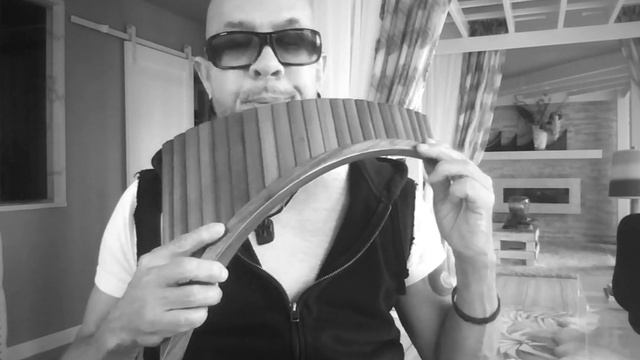 Cierra Los Hojos By Hector Abreu and his Pan Flute Secrets смотреть онлайн