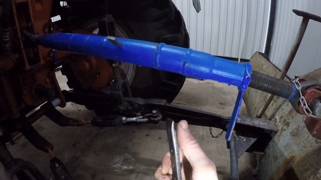 как снять гидробак трактора т 25 если он не снимается?/how to remove the hydraulic tank traktor T25 смотреть онлайн