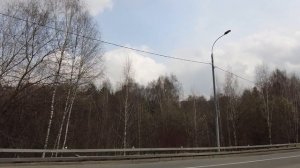 Богачи смеялись над простушкой невесткой… Но когда из глухомани приехал ее отец, стало не смешно…