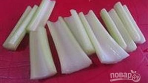 Жареный сельдерей (стебли)