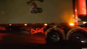 Супер! Световое шоу американских грузовиков
