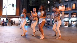 Bachata Street Dance in Madrid | Gero y Raquel + Clarita y Ros | Olvídate de mí - Tito el Bambino