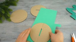 Оригинальная Ёлочка из картона и фоамирана своими руками