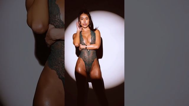 Секуальное боди на красивой модели смотреть онлайн