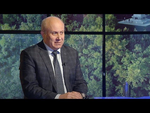 Сергей Кравчук: про строительство и ветхое жильё, поддержку бизнеса и новые кадры