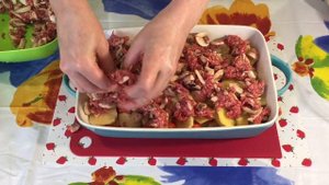 Картофельная запеканка с ФАРШЕМ и Овощами в духовке!??? С Кабачками! Casserole with MINCES