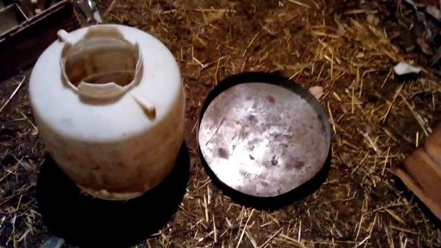 Бункерная кормушка своими руками за 15 минут