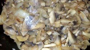 Куриная грудка с грибами в духовке от простого парня