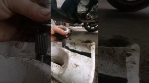 Как поменять пыльник наружнего шруса на Volkswagen Golf 3.