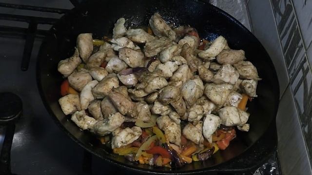 Рататуй, куриная грудка и каша дружба смотреть онлайн