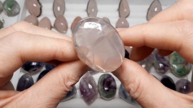 ФЛЮОРИТ И РОЗОВЫЙ КВАРЦ В НЕЙЗИЛЬБЕРЕ смотреть онлайн