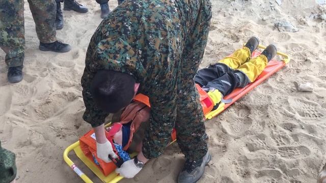 Ковшевые, щитовые и складные носилки МЧС смотреть онлайн