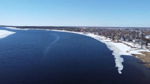 Архангельская область. Каргополь. Река Онега  h 200 метров