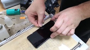 Достаём экран Samsung Galaxy M52 5G M526