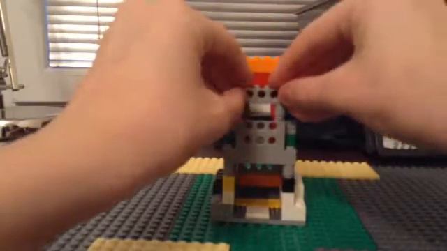 ЛЕГО  РАЗДАТЧИК деталек и конфет! смотреть онлайн