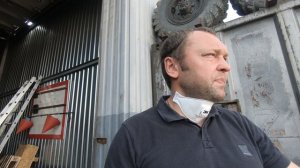 На ломовозе не держит грейфер RG-25? Значит надо найти злого гидроцилиндра и устранить поломку