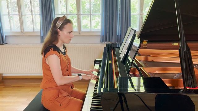 Corelli - Giga from violin sonata op. 5 nr 9 - viola - piano accompaniment смотреть онлайн