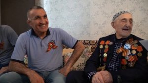 Джарулла Омаров навестил ветерана Великой Отечественной войны Раджаба Рабаданова