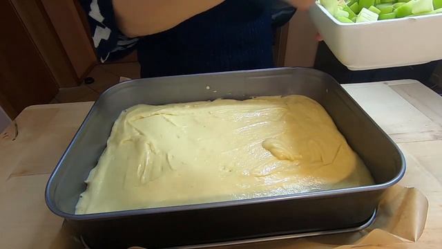 Пирог с ревенем . Просто . Вкусно.Без дрожжевая выпечка.