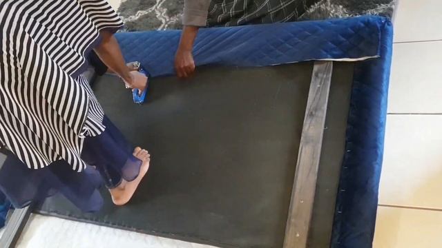 HOW TO COVER AND UPGRADE OLD HEADBOARD | BEGINNER FRIENDLY & Cheap DIY ?? смотреть онлайн