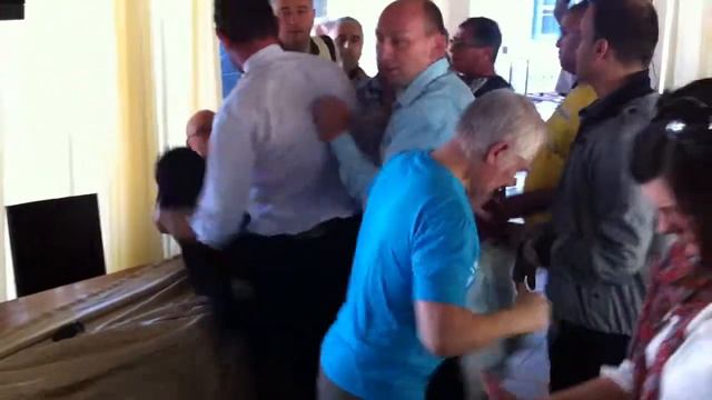 апарт-комплекс Авалон 21 мая 2012 года_5.MOV смотреть онлайн