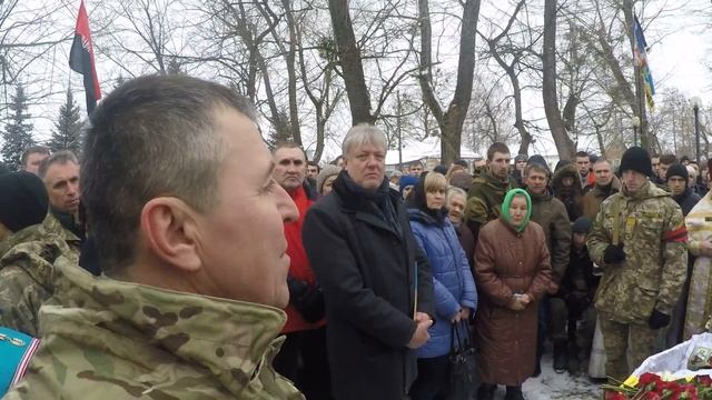 Капеллан Виктор Шпоть. Молитва покаяния на похоронах Гюрзы смотреть онлайн