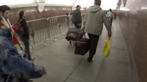 Французы фоткают красивейшее в мире метро (Москва 2017).