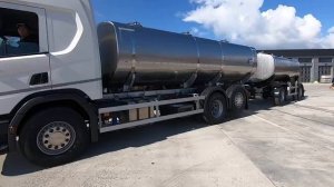 Молоковоз  Scania P380B 6x2*4 NA